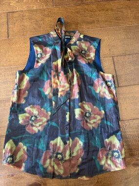 Sleeveless Floral Tie-Neck Blouse - Multicolor